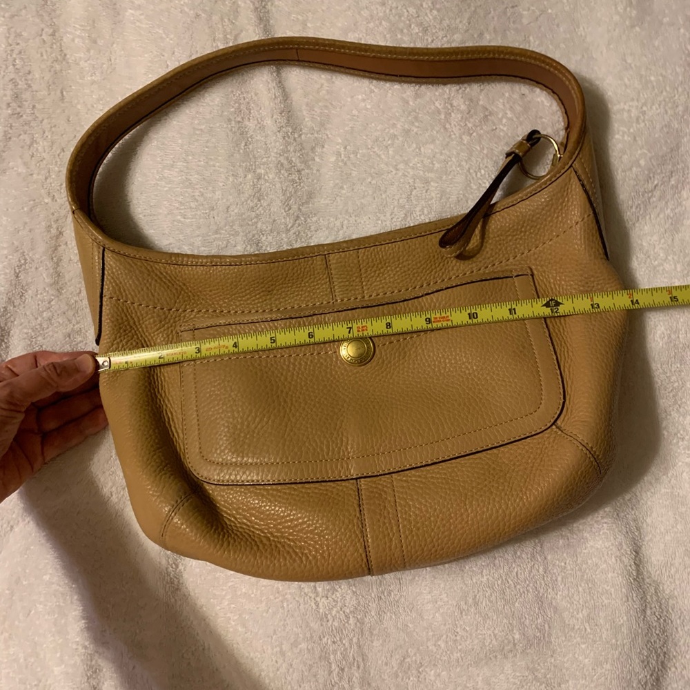 Authentic 100% leather Coach purse and matching coin purse - Picture 7 of 12